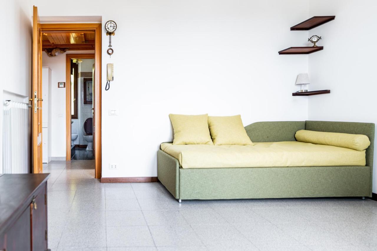 La Tana Di Nonno Bob Apartment Lerici Luaran gambar